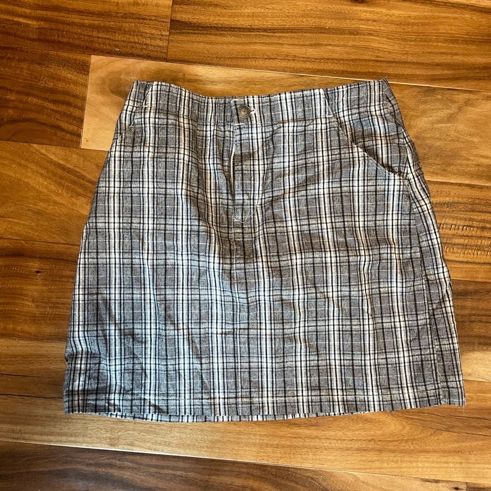 Size small Hollister checkered skirt
